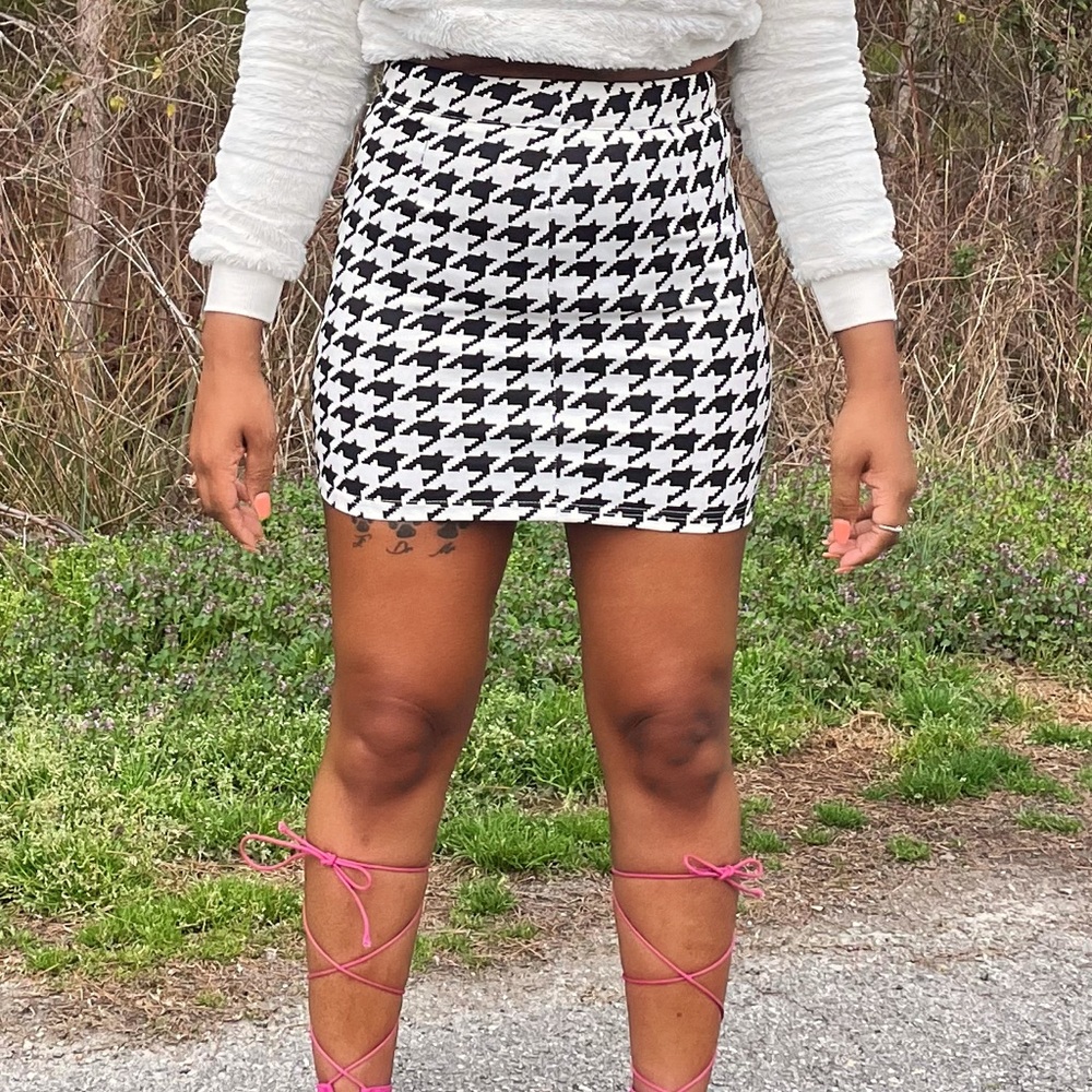 Hound skirt